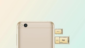 Ponsel ini menawarkan slot dual SIM Card dan microSD. Foto: Xiaomi