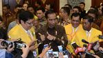 Momen Jokowi Blak-blakan Soal Grup di Tubuh Golkar