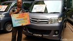 Mobil-mobil Ini Kilometernya Hampir Samai Jarak Bumi ke Bulan