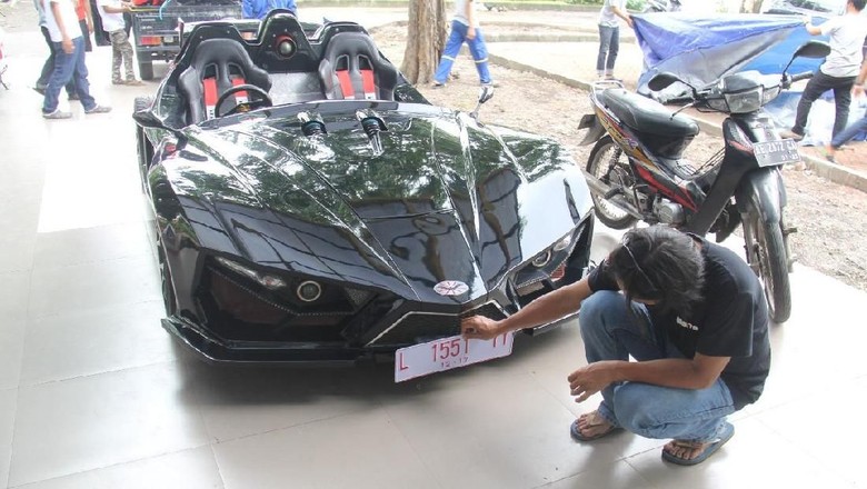 Mobil listrik sport karya mahasiswa ITS Surabaya. (Istimewa) Mobil listrik sport karya mahasiswa ITS Surabaya. (Istimewa)