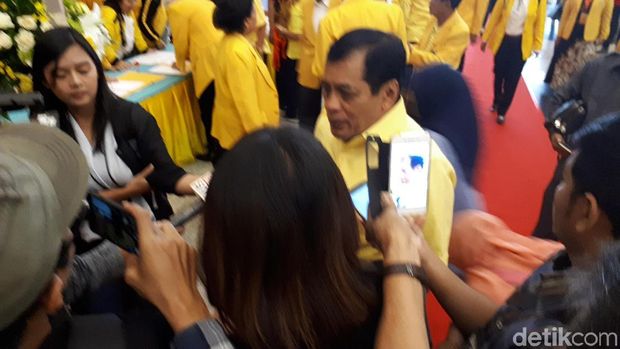 Ketua Harian Golkar Nurdin Halid.