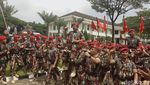 Momen Panglima TNI Berbaret Merah dan Diarak Prajurit Kopassus