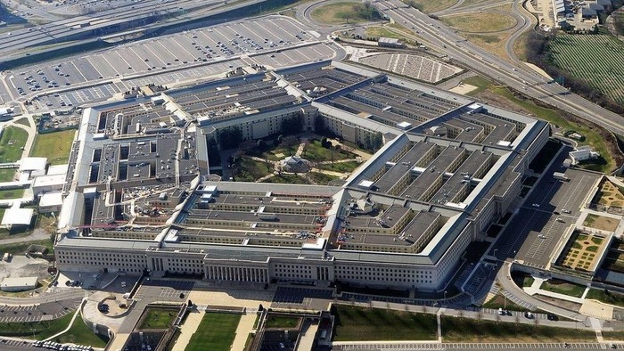 Pentagon diam-diam jalankan program UFO senilai Rp270 miliar