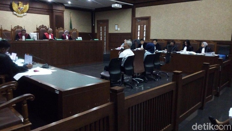 Jaksa KPK Tanya Dirjen Hubla: Pegawai Kemenhub Patungan Suap BPK? Jaksa KPK Tanya Dirjen Hubla: Pegawai Kemenhub Patungan Suap BPK?