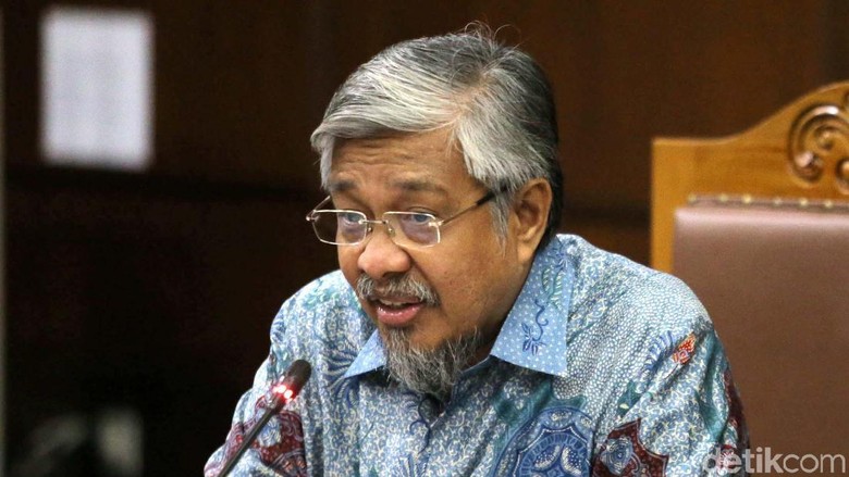 Jejak Nur Alam: Divonis 15 Tahun, Tuntut Ahli IPB Rp 3 Triliun Jejak Nur Alam: Divonis 15 Tahun, Tuntut Ahli IPB Rp 3 Triliun