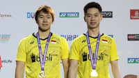Kevin Sanjaya Sukamulyo/Marcus Fernaldi Gideon mencatatkan rekor gemilang dengan meraih tujuh gelar juara super series dengan membukanya di All England. Mereka juag dinobatkan sebagai pemain terbaik versi BWF. (dok. Humas PBSI)