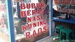 Foto: Ini Teh Tati, Penjual Bubur Cantik di Majalaya yang Viral