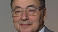 Barry Sherman (75) yang merupakan pendiri perusahaan farmasi ternama Kanada, Apotex Inc, ini ditemukan tak bernyawa di kediamannya di Old Colony Road, Toronto, pada Jumat (15/12) siang waktu setempat. (Foto: Apotex.com)