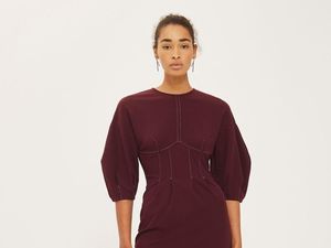 Rekomendasi 5 Dress Pesta untuk Rayakan Natal dan Tahun Baru