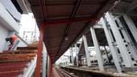 Mega Proyek DDT ini juga meliputi pembangunan Depo cipinang, Stasiun Klender, Stasiun Klender Baru, Stasiun Kranji, Stasiun Cakung dan Stasiun Buaran.