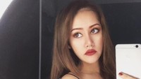 Penyelidikan kepolisian menemukan bahwa Nunnpus tinggal di rumah itu bersama sang kekasih yang baru dipacarinya selama enam bulan. Tidak disebutkan apakah kekasihnya berada di rumah saat kejadian.