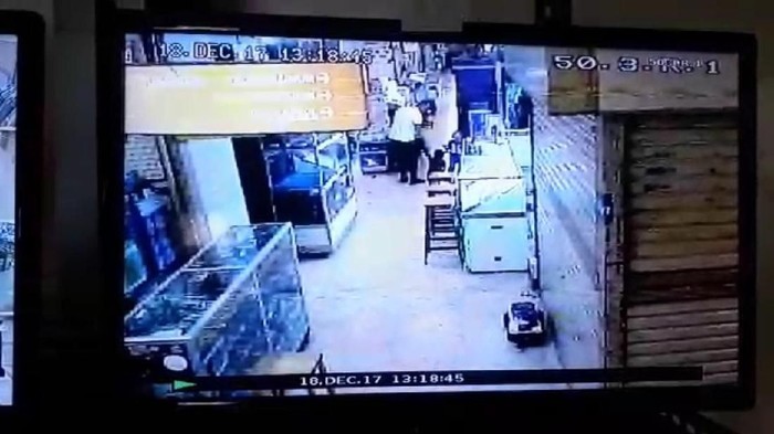 Pria yang Coba Culik Anak di ITC Kuningan Bertato dan Kepala Botak