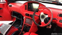 Interior mobil listrik Ezzy.