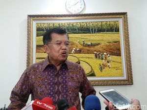 Menag Siapkan Perpres Zakat 2,5% untuk PNS Muslim, JK: Itu Wacana