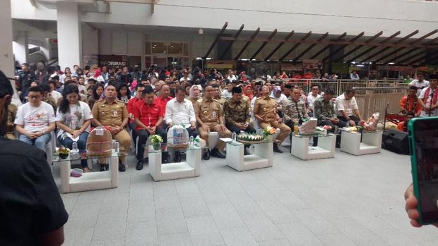 Anies-Sandi dan Menkominfo Resmikan Mayestik Jadi Pasar Digital