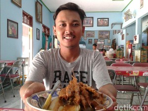 Sate Tukri Diklaim Sate Tertua di Ponorogo