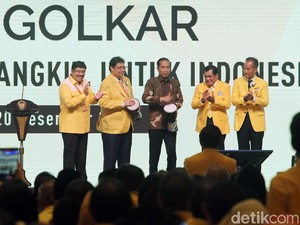 Paman Bobby Maju Pilkada, Golkar Tak Pandang Status Kerabat Jokowi