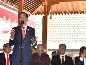 Jokowi Ingatkan Menteri: Kebiasaan Lama yang Monoton Harus Dibuang