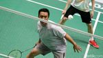 Lihat Aksi Menpora yang Jatuh Bangun Lawan Ricky/Candra