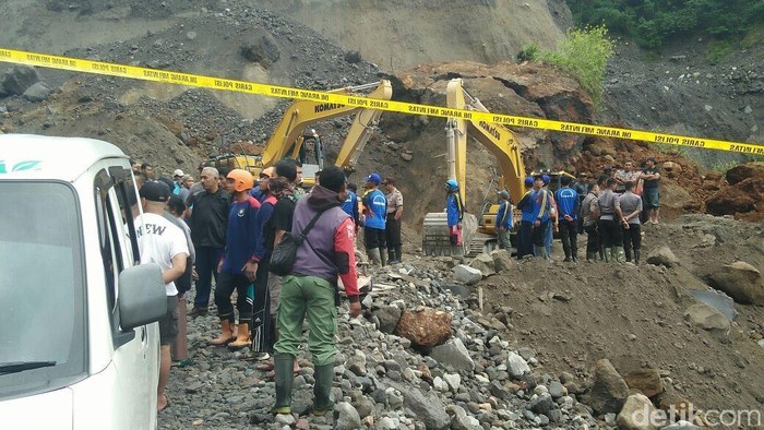 Pasca Longsor, Polisi Magelang Hentikan Sementara Penambangan Pasir