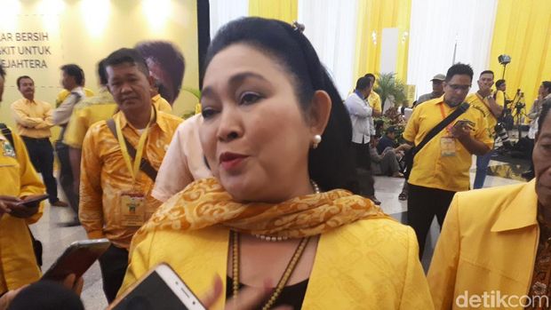 Titiek Soeharto / 