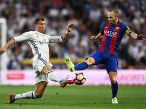 Iniesta: El Clasico Takkan Tentukan Gelar Juara