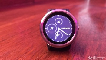 Vivoactive 3 hadir dalam tiga warna dengan harga Rp 4,99 juta. Foto: Adi Fida Rahman/detikINET