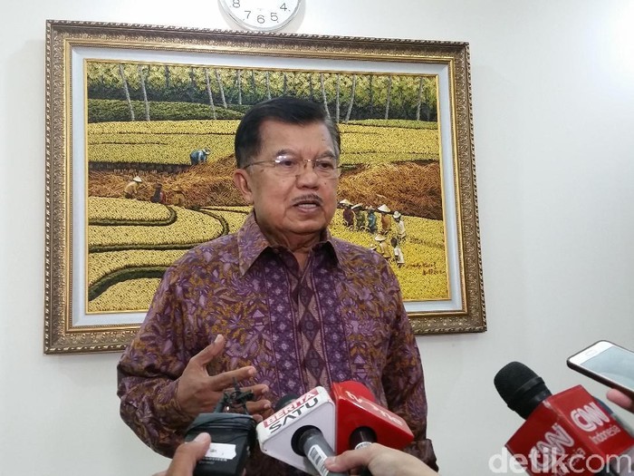 Disebut Jokowi soal Grup di Golkar, Ini Jawaban JK