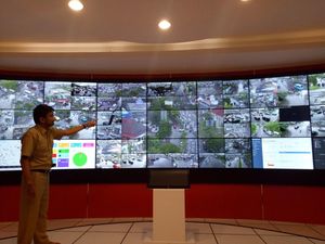 369 CCTV Siaga Pantau Natal dan Tahun Baru 2018 di Makassar