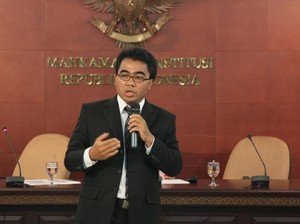 Berhenti Menyalahkan Putusan MK