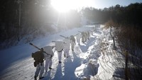 Momen tentara AS dan Korea Selatan berlatih bersama.