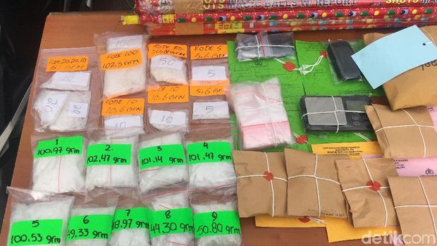  Rilis Polres Jakpus terkait kasus narkoba dan preman, Selasa (19/12/2017)