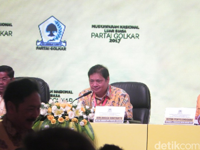 Jokowi Beberkan Grup-grup di Golkar, Ini Respons Airlangga