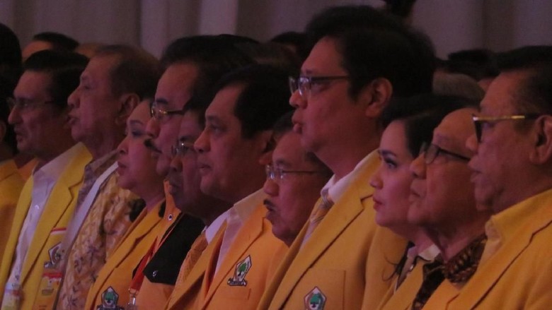 Golkar Bersih dari Trah Soeharto, Apa Untung-Ruginya? Golkar Bersih dari Trah Soeharto, Apa Untung-Ruginya?