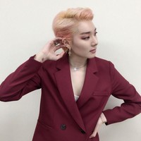 Lirik lagu Beside You milik Nine9 dan Dear Cloud menjadi postingan Instagram terakhir Jonghyun Shinee sebelum ia bunuh diri. Foto: Instagram