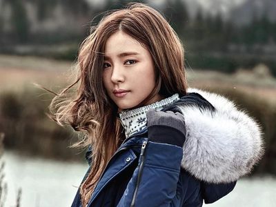 Shin Se Kyung, Mantan Kekasih yang Hadir di Pemakaman Jonghyun Shinee