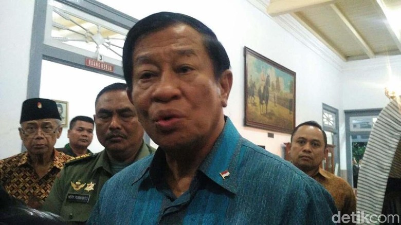 Agum Gumelar: Pegiat HAM Harusnya Bela Rakyat, Jangan Teroris Agum Gumelar: Pegiat HAM Harusnya Bela Rakyat, Jangan Teroris