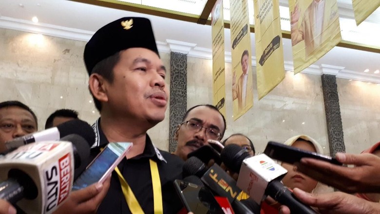 Dedi Mulyadi Siapkan Program Penataan Kampung di Jawa Barat Dedi Mulyadi Siapkan Program Penataan Kampung di Jawa Barat