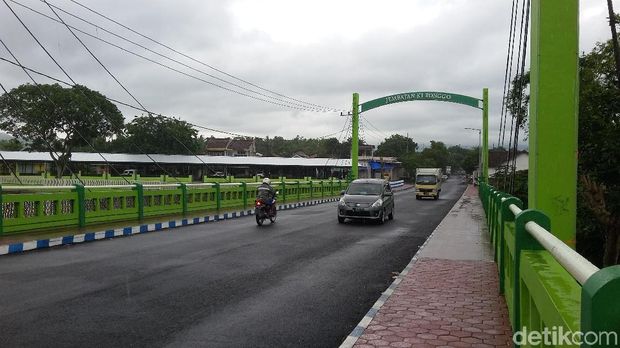 Ini jalan menuju relokasi PKL Alun-Alun Bondowoso/