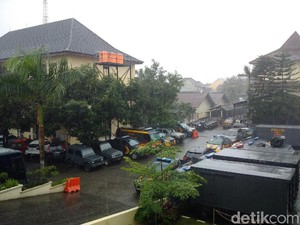 Hujan Lebat di DIY, BMKG Keluarkan Peringatan Dini Cuaca Ekstrem