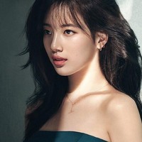 Artis cantik Suzy teryata juga pernah mengaku depresi. Aku seperti depresi dan aku tidak bisa menceritakannya kepada siapapun untuk beberapa saat. Aku bahkan mulai berpikir aku tidak tahan lagi. Satu hari aku mengobrol dan bercanda dengan teman lalu tiba-tiba aku mulai menangis, kata Suzy dilansir All KPop. Foto: JYP Entertainment