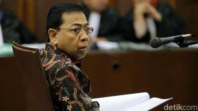 Setya Novanto Sehat dan Necis di Sidang Kedua