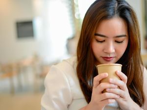 4 Alasan Tidak Minum Teh atau Kopi Saat Perut Kosong