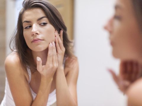 Ilustrasi cara menghilangkan bekas luka yang manjur.