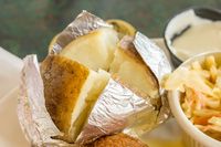 Amankah Memanggang Makanan di Oven dengan Pembungkus Plastik?