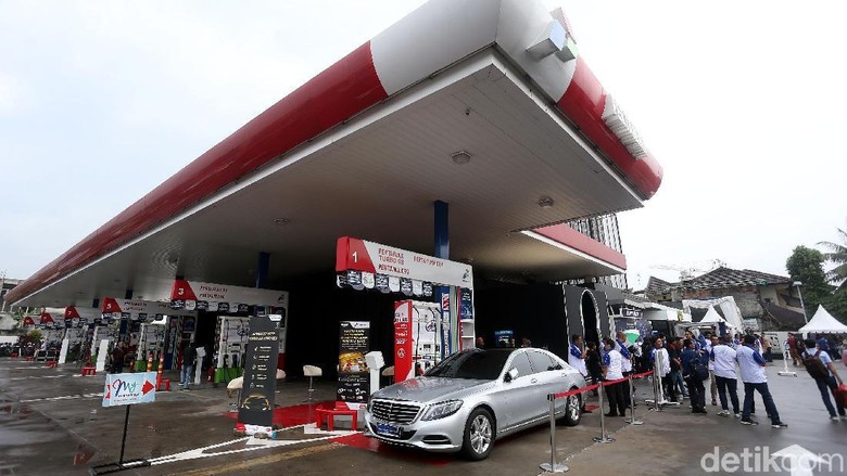 SPBU yang menjual Pertamax Turbo (Foto: Rengga Sancaya) SPBU yang menjual Pertamax Turbo (Foto: Rengga Sancaya)