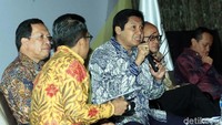Sedikitnya ada 300 pengusaha yang tergabung dalam Kadin dan Hipmi yang hadir pada acara kali ini. Para pengusaha ingin penerimaan pajak bisa menjadi sebuah perangkat fiskal yang bisa menjadi dorongan bagi pertumbuhan ekonomi yang lebih baik.