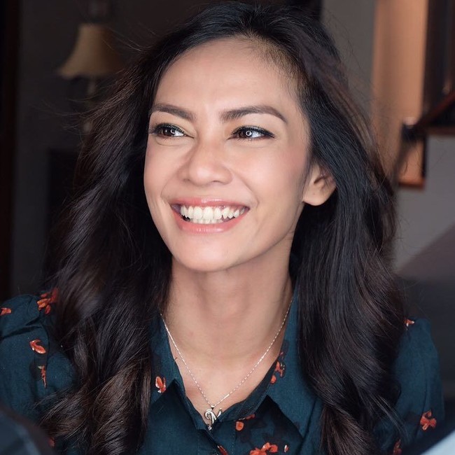 Masayu Anastasia berusia 33 tahun. Namun penampilannya bak anak muda sehingga masih cocok jadi anak kuliahan. Foto: Instagram