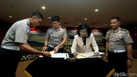 Kerja sama ini memungkinkan dana yang dihimpun Polri untuk pengurusan dokumen-dokumen kendaraan bermotor dapat dikelola oleh BNI, antara lain Surat Tanda Nomor Kendaraan (STNK).