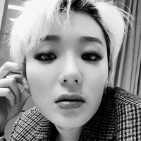 Wanita yang kerap tampil dengan rambut pendek itu melanjutkan, Meskipun aku melihatnya tersenyum di foto pemakamannya, aku masih merasa Jonghyun akan kembali dan tersenyum, seolah semuanya ini hanyalah mimpi. Foto: Instagram